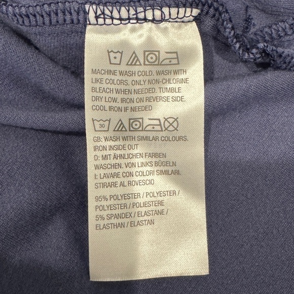 Denim & Co Blue Velour Long Sleeve Tunic with Pockets (LP) - Picture 8 of 8